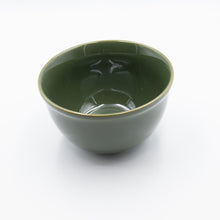 Load image into Gallery viewer, Polish Pottery bowl 1L olive