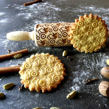 Load image into Gallery viewer, Rolling pin with pattern "Tractors" | Agzu store