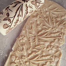 Load image into Gallery viewer, Rolling pin with pattern "Wild Flowers" | Agzu store