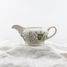 Load image into Gallery viewer, Ceramic gravy boat - dinner set D-1308