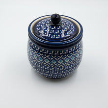 Load image into Gallery viewer, Polish Pottery ceramic container 1,0L &quot;Ocean Waves&quot;
