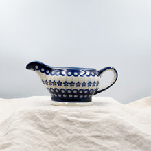 Load image into Gallery viewer, Keramik sósukanna | Ceramic gravy boat 450ml &quot;Tradition&quot;
